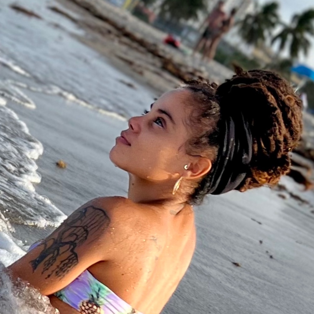 Meet your Posher, Klaryssa